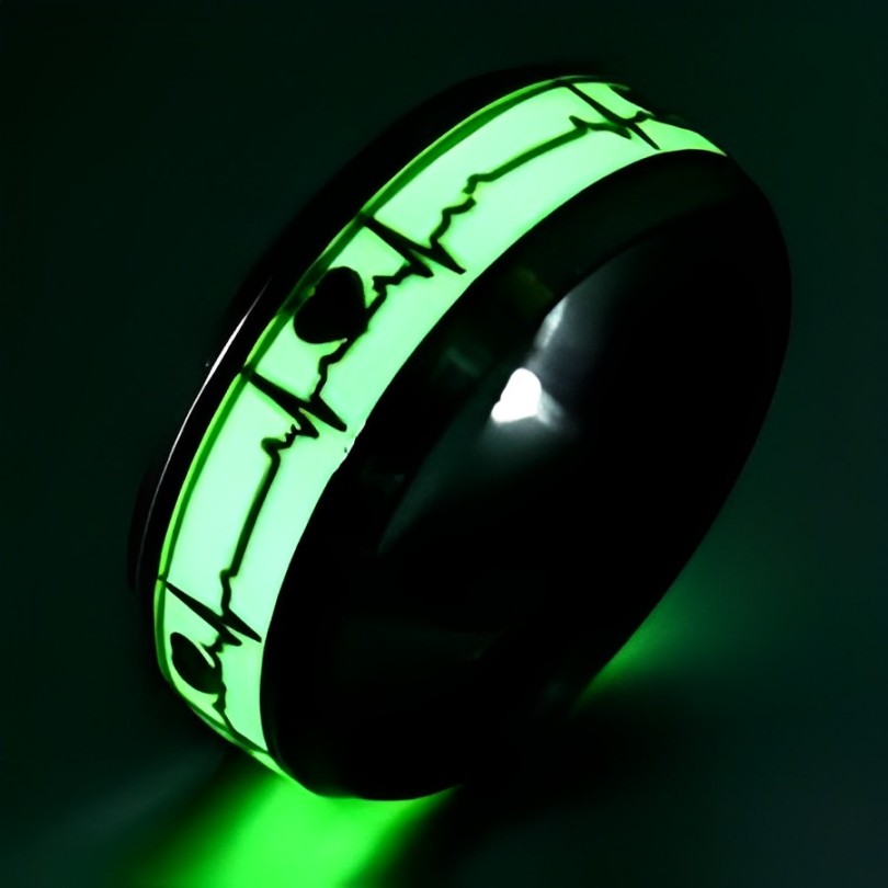 Luminous Luthedark ring